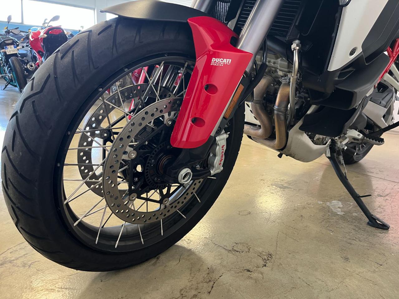 DUCATI Multistrada V4 S TRAVEL&RADAR - 3