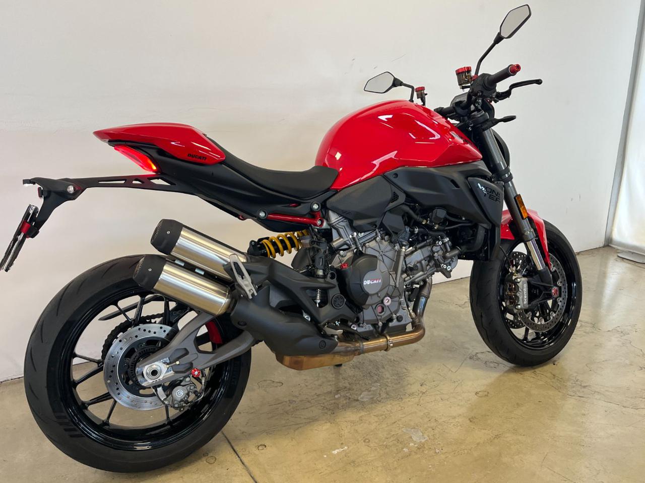 DUCATI Monster 900 PLUS DUCATI 2026 - 7