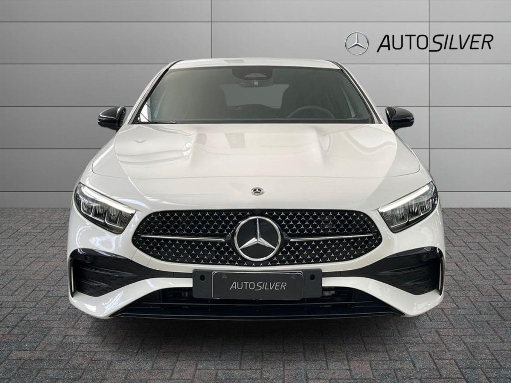 MERCEDES-BENZ A 180 d Automatic AMG Line Advanced Plus - 3