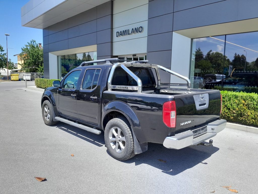NISSAN Navara Pick-Up 2.5d Double Cab 4X4 - 6