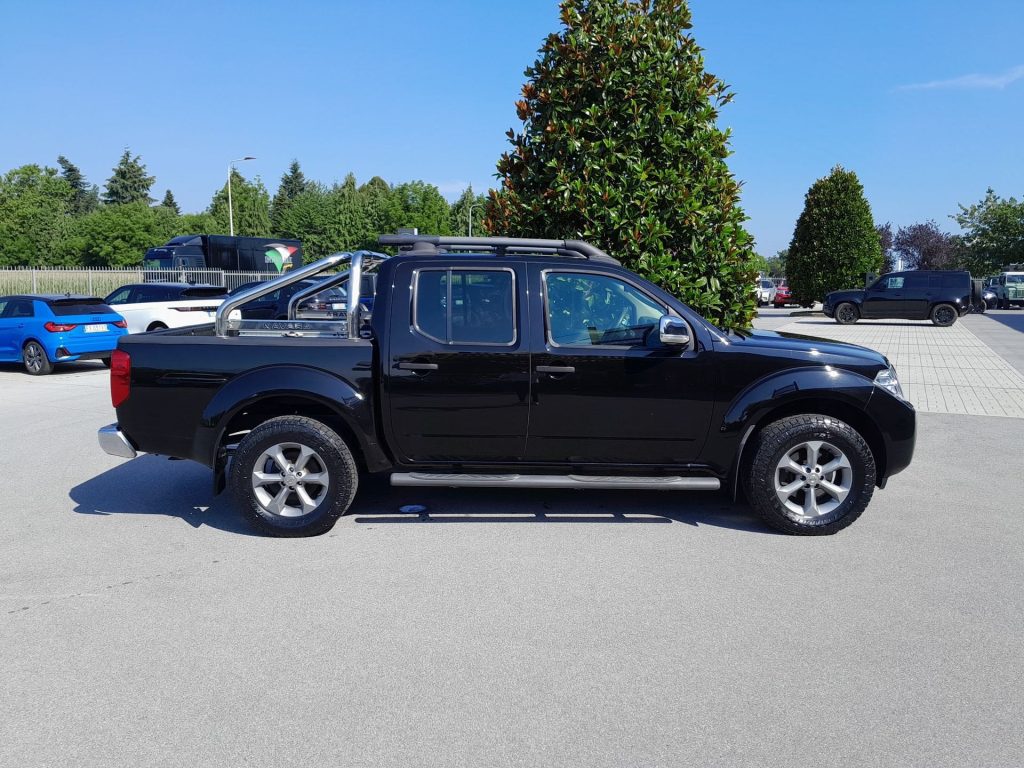 NISSAN Navara Pick-Up 2.5d Double Cab 4X4 - 5