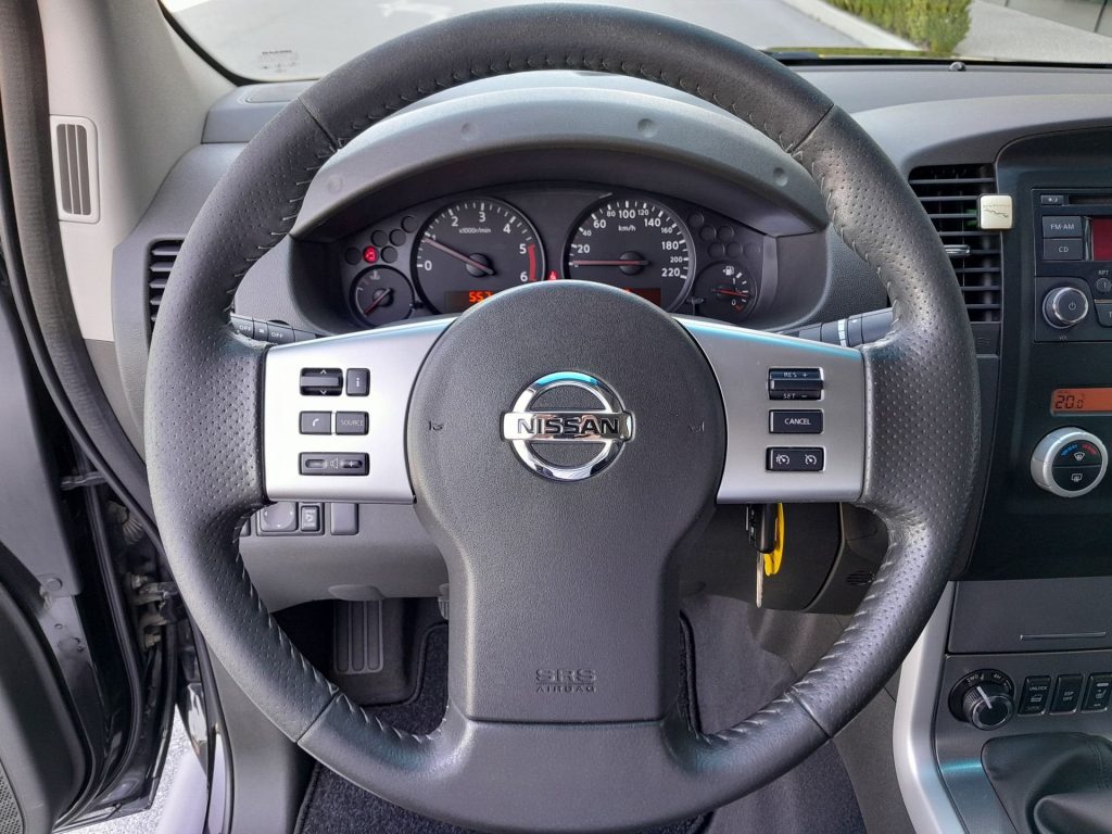 NISSAN Navara Pick-Up 2.5d Double Cab 4X4 - 13