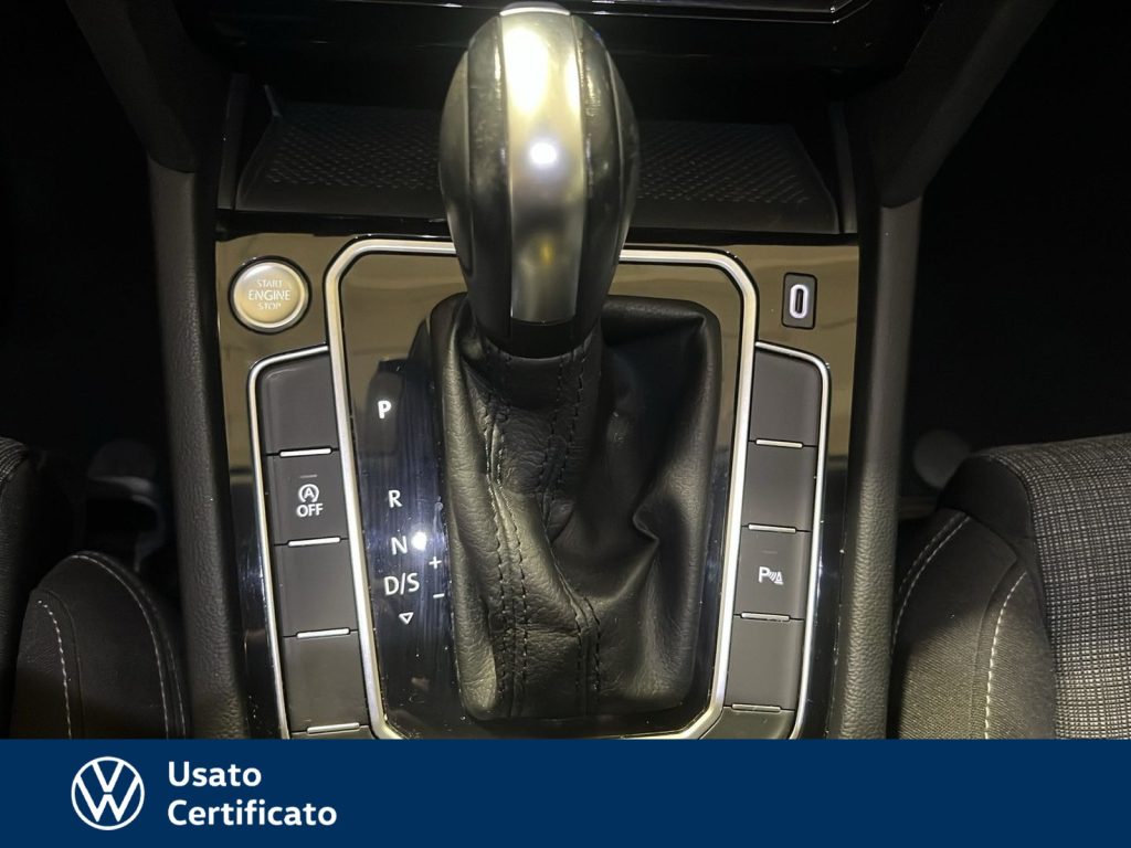 VOLKSWAGEN Passat Variant variant 2.0 tdi business 150cv dsg - 13