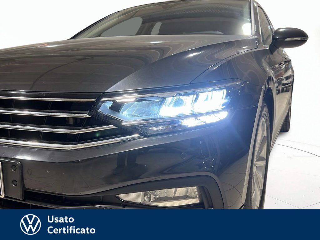 VOLKSWAGEN Passat Variant variant 2.0 tdi business 150cv dsg - 19