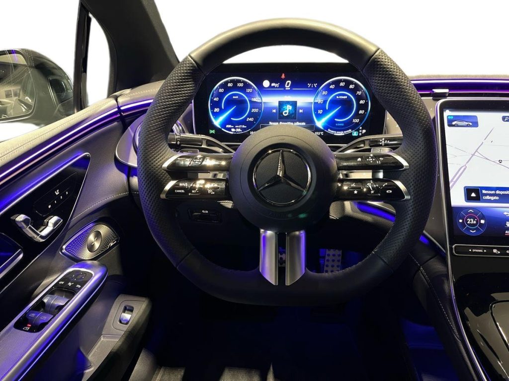MERCEDES-BENZ EQE 350 4Matic Premium Plus - 10