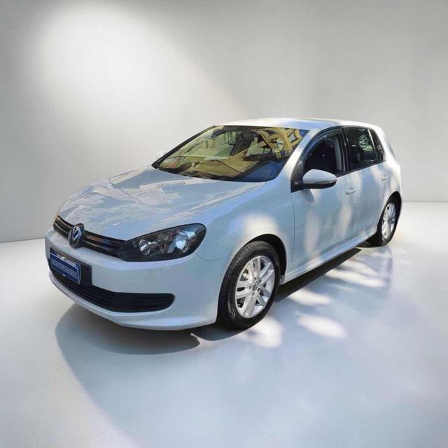 VOLKSWAGEN Golf Bianco pastello