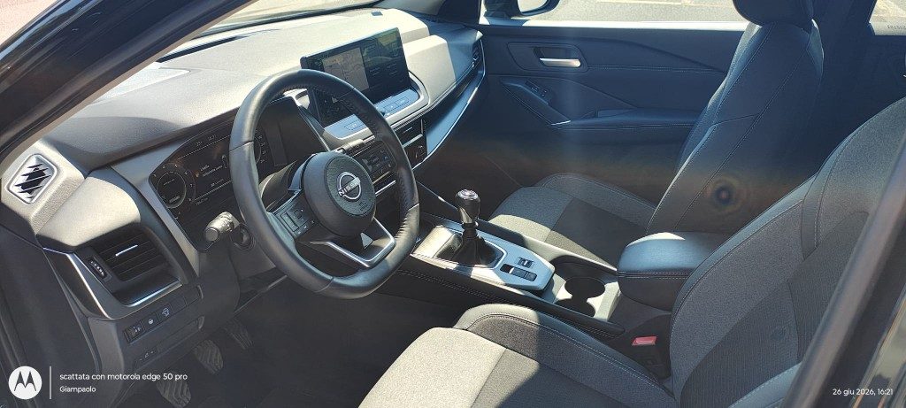 NISSAN Qashqai MHEV 140 CV N-Connecta - 10