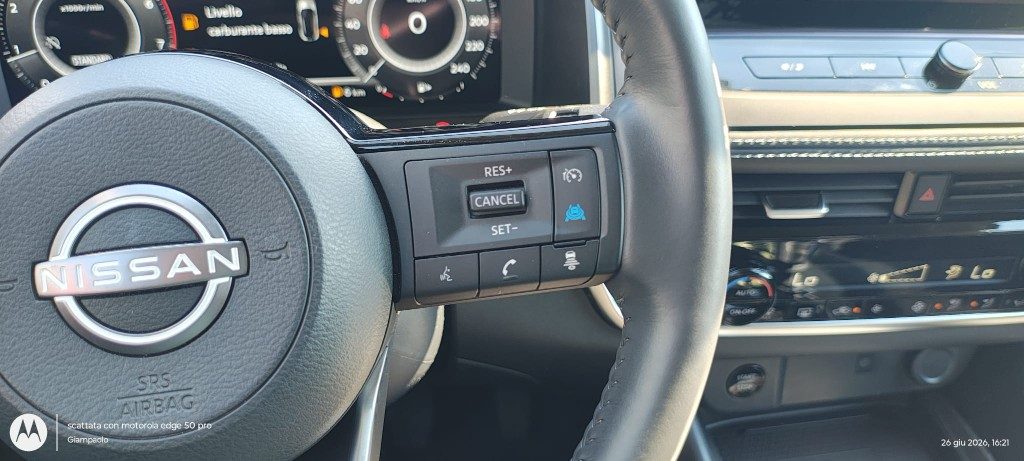 NISSAN Qashqai MHEV 140 CV N-Connecta - 13