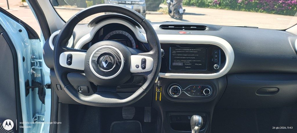 RENAULT Twingo 22kWh Techno - 8