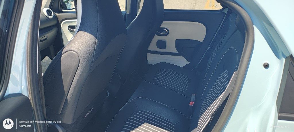 RENAULT Twingo 22kWh Techno - 15
