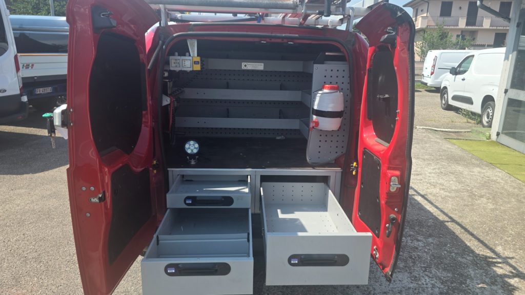 FIAT Fiorino 1.3 MJT 95CV Adventure SX allestimento officina E6 - 7