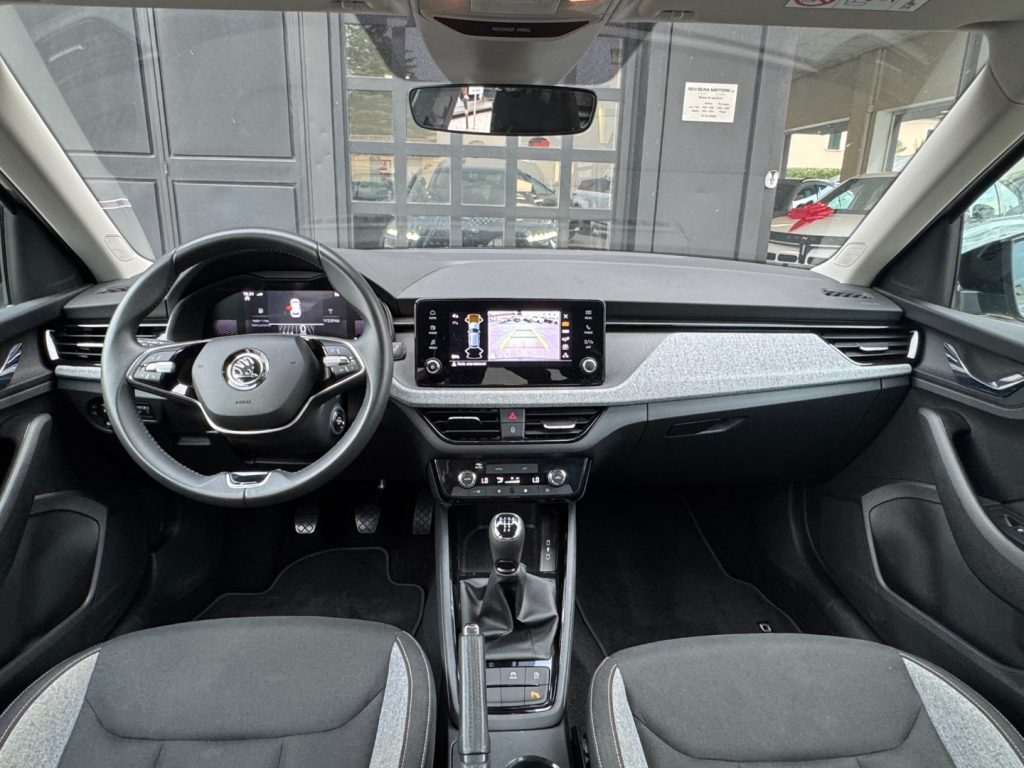 SKODA Kamiq 1.0 TSI Black Dots - 10