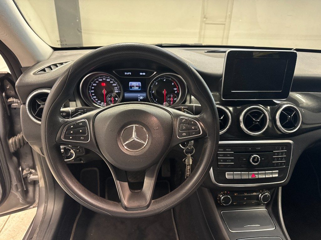 MERCEDES-BENZ CLA 180 d S.W. Automatic Business EURO6b - 11