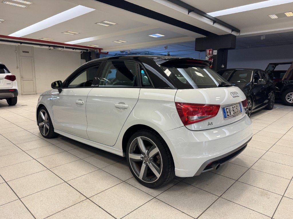 AUDI A1 1.4 TDI ultra Stronic SLINE ADMIRED - 4