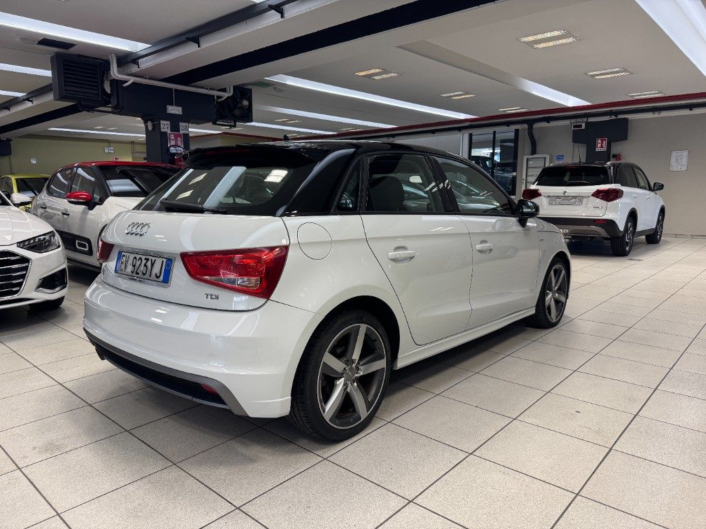 AUDI A1 1.4 TDI ultra Stronic SLINE ADMIRED - 6