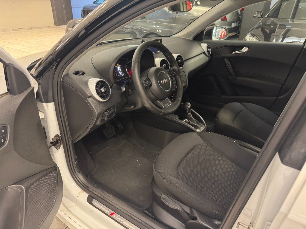 AUDI A1 1.4 TDI ultra Stronic SLINE ADMIRED - 7