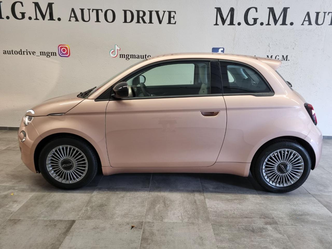 FIAT 500 Berlina Hybrid Icon - 2