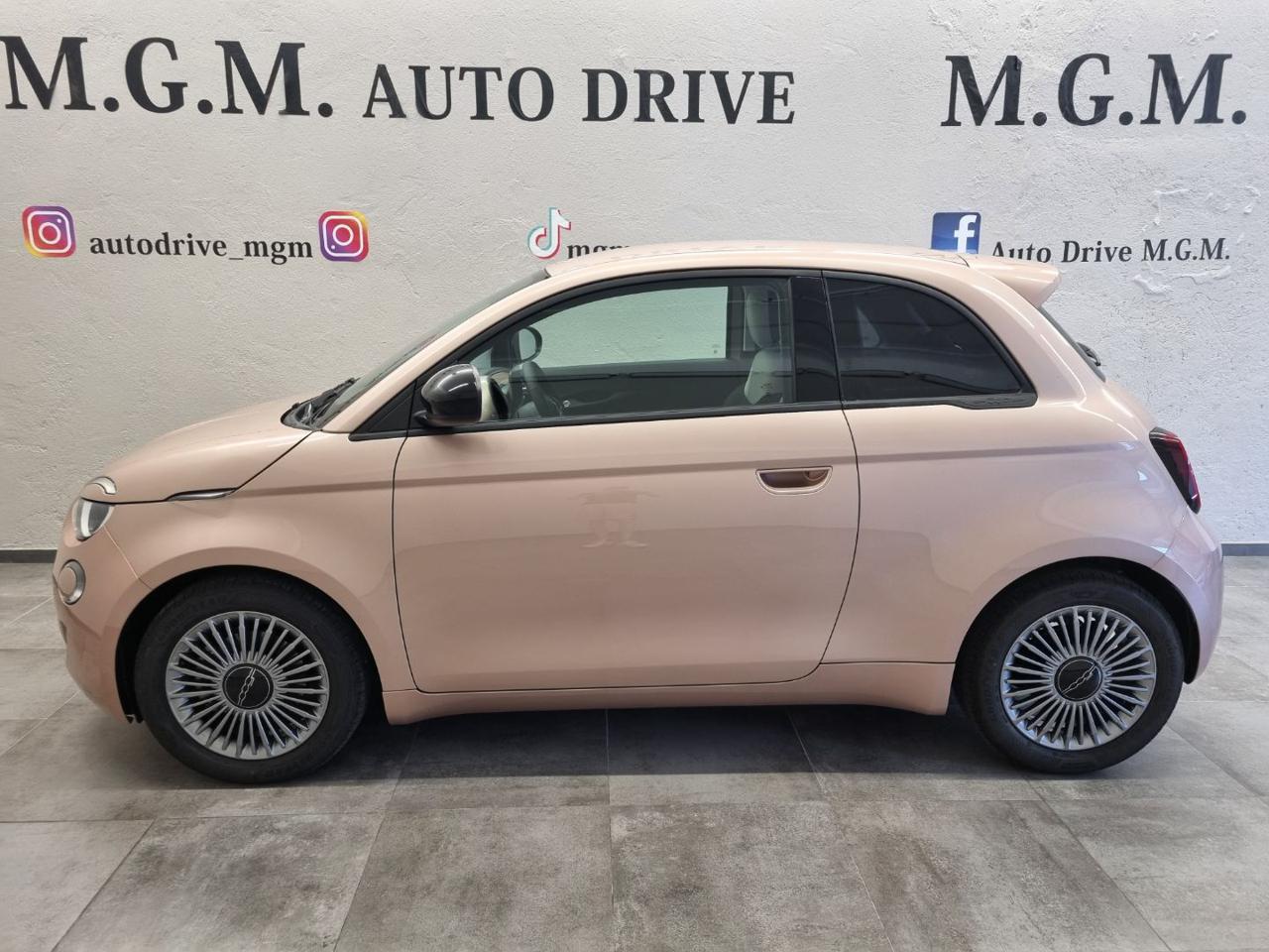 FIAT 500 Berlina Hybrid Icon - 2