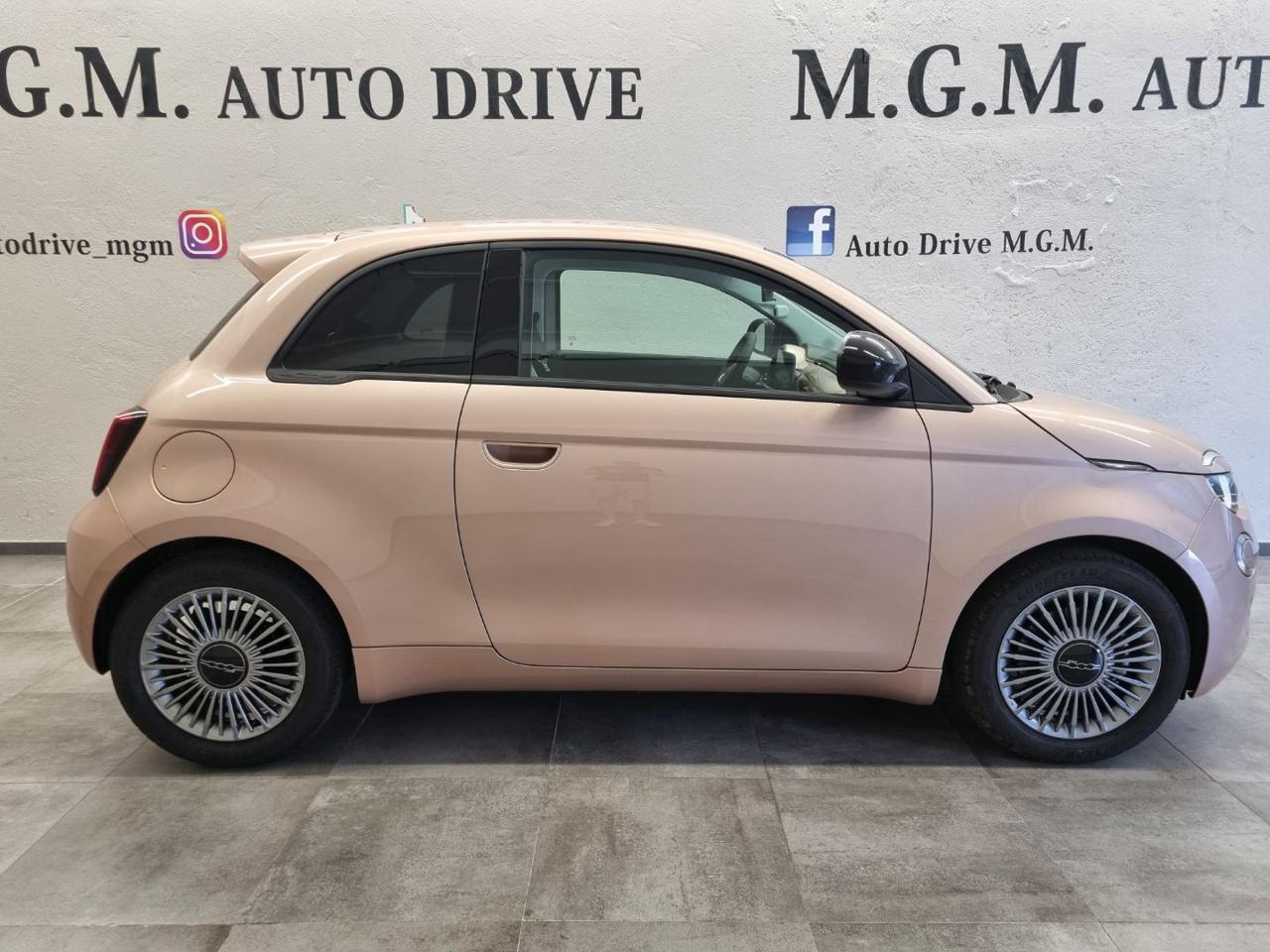 FIAT 500 Berlina Hybrid Icon - 4