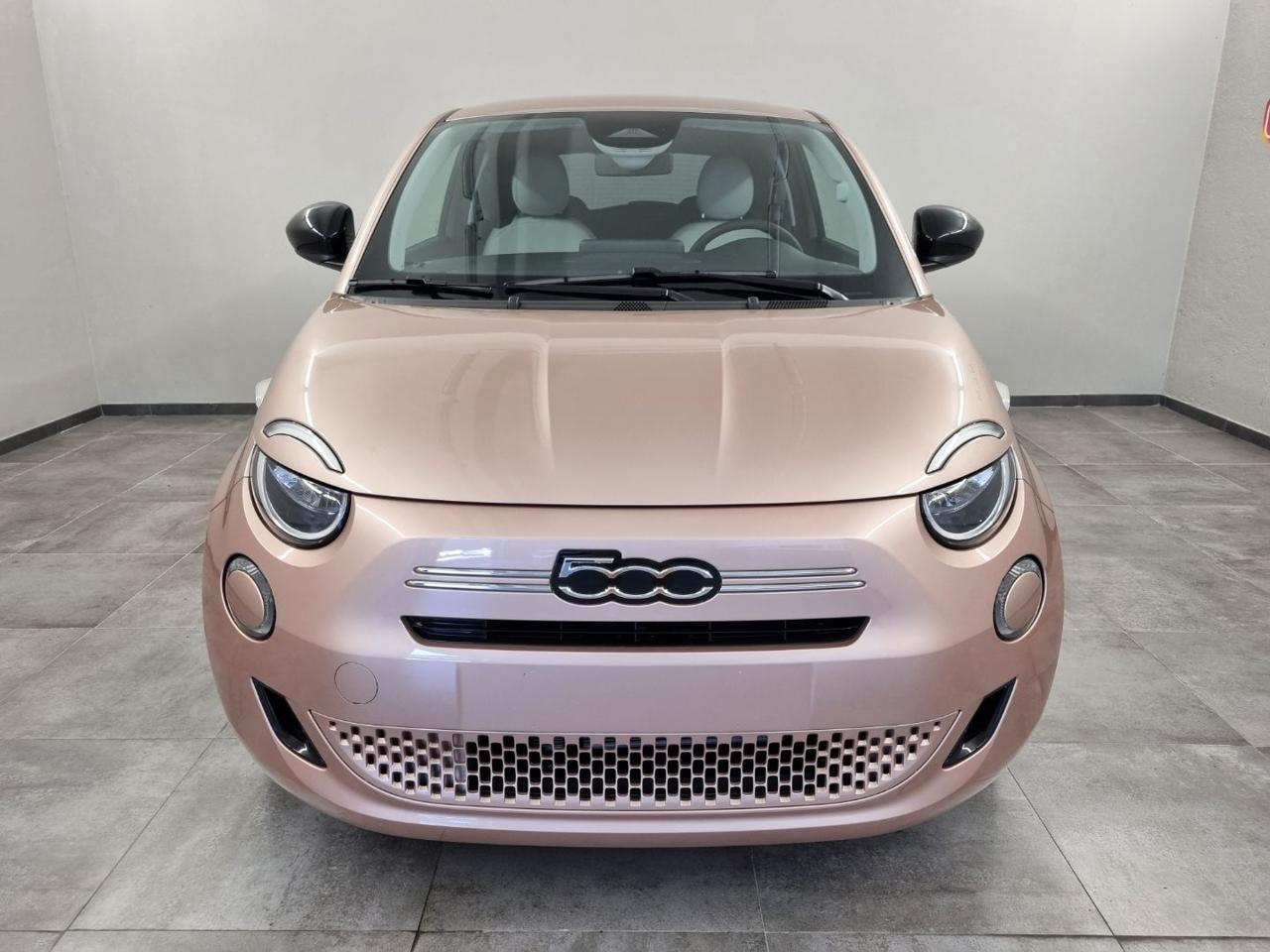FIAT 500 Berlina Hybrid Icon - 5
