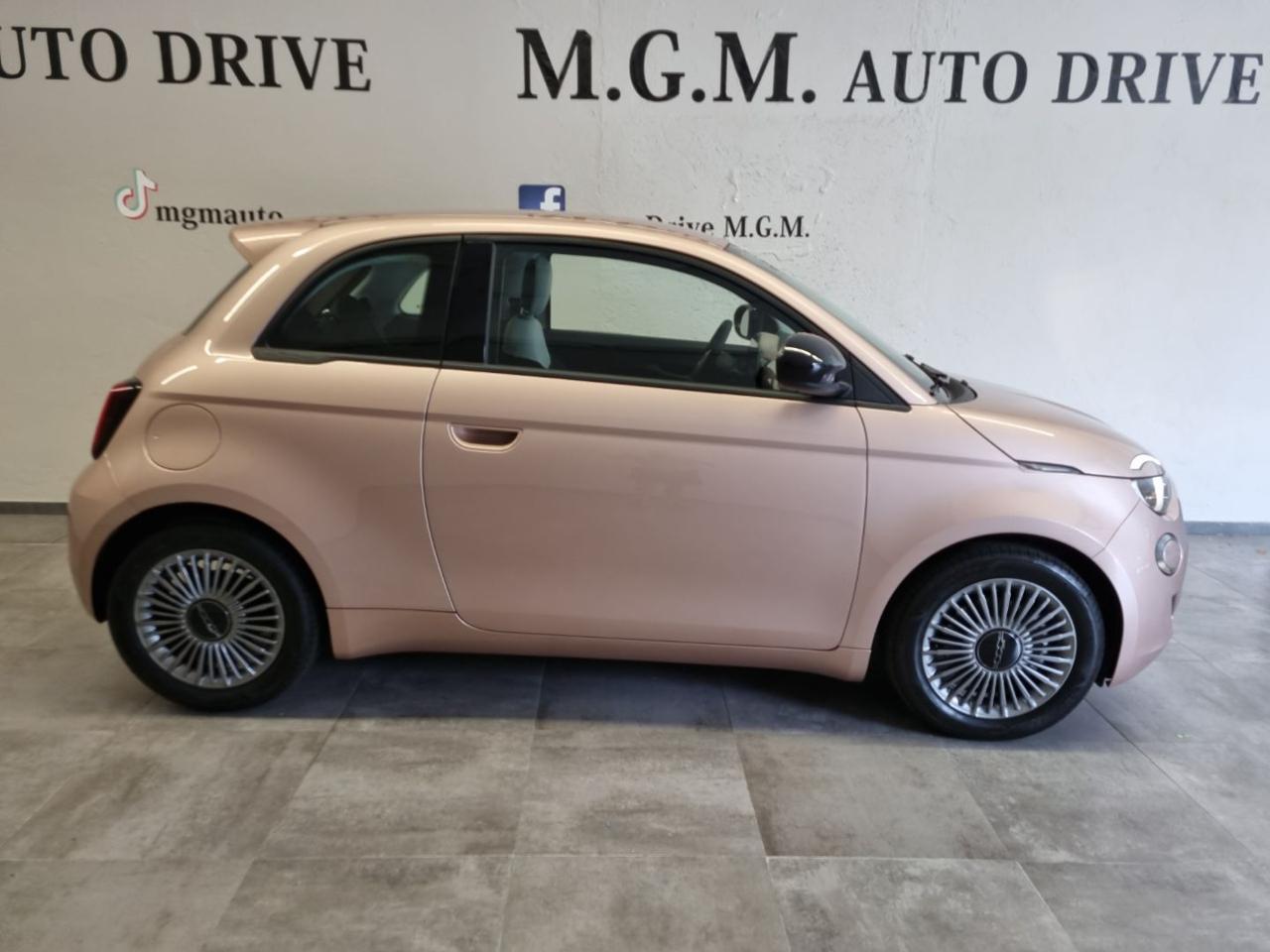 FIAT 500 Berlina Hybrid Icon - 4
