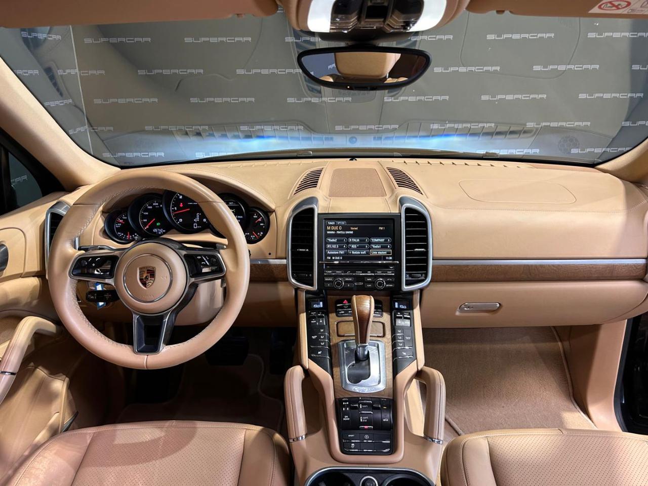 PORSCHE Cayenne 3.0 Diesel - 10