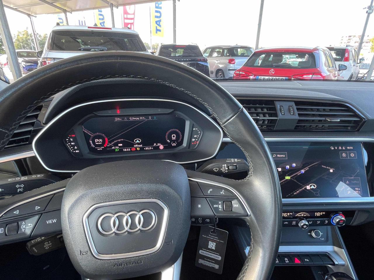 AUDI Q3 SPB 35 TDI S tronic Business Plus Tetto Apribile - 37