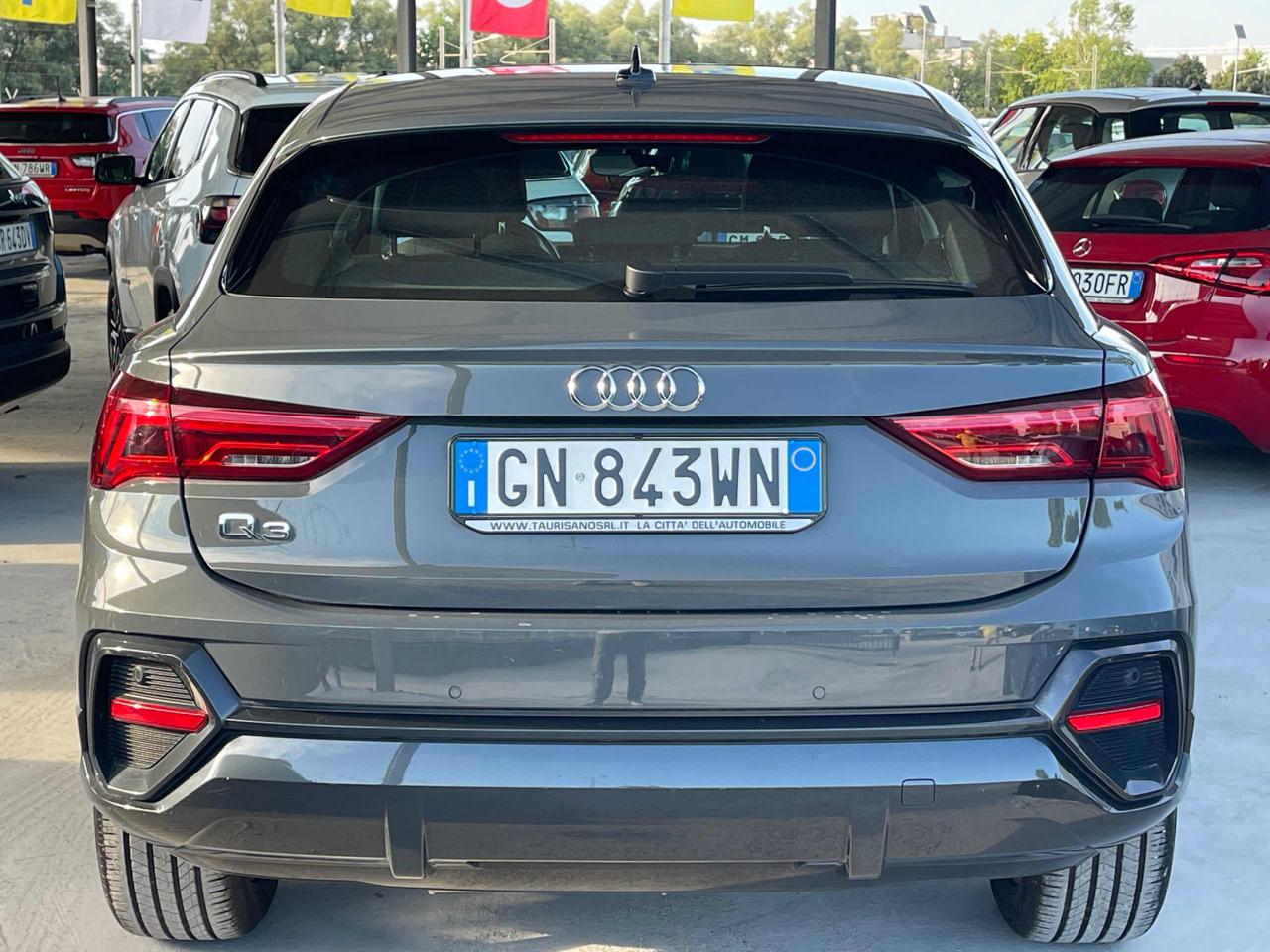 AUDI Q3 SPB 35 TDI S tronic Business Plus Tetto Apribile - 41