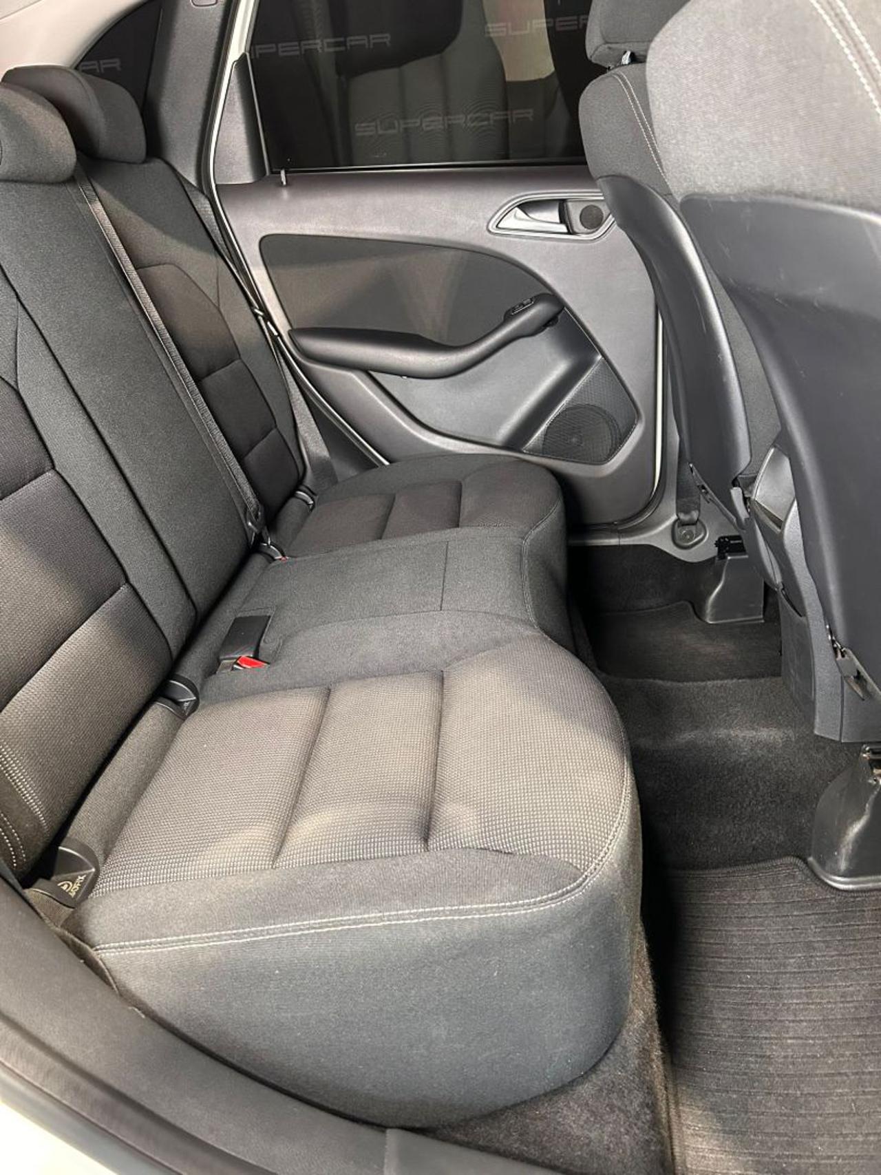 MERCEDES-BENZ B 180 CDI Automatic Executive - 12