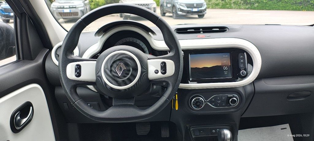 RENAULT Twingo Equilibre 22kWh - 9