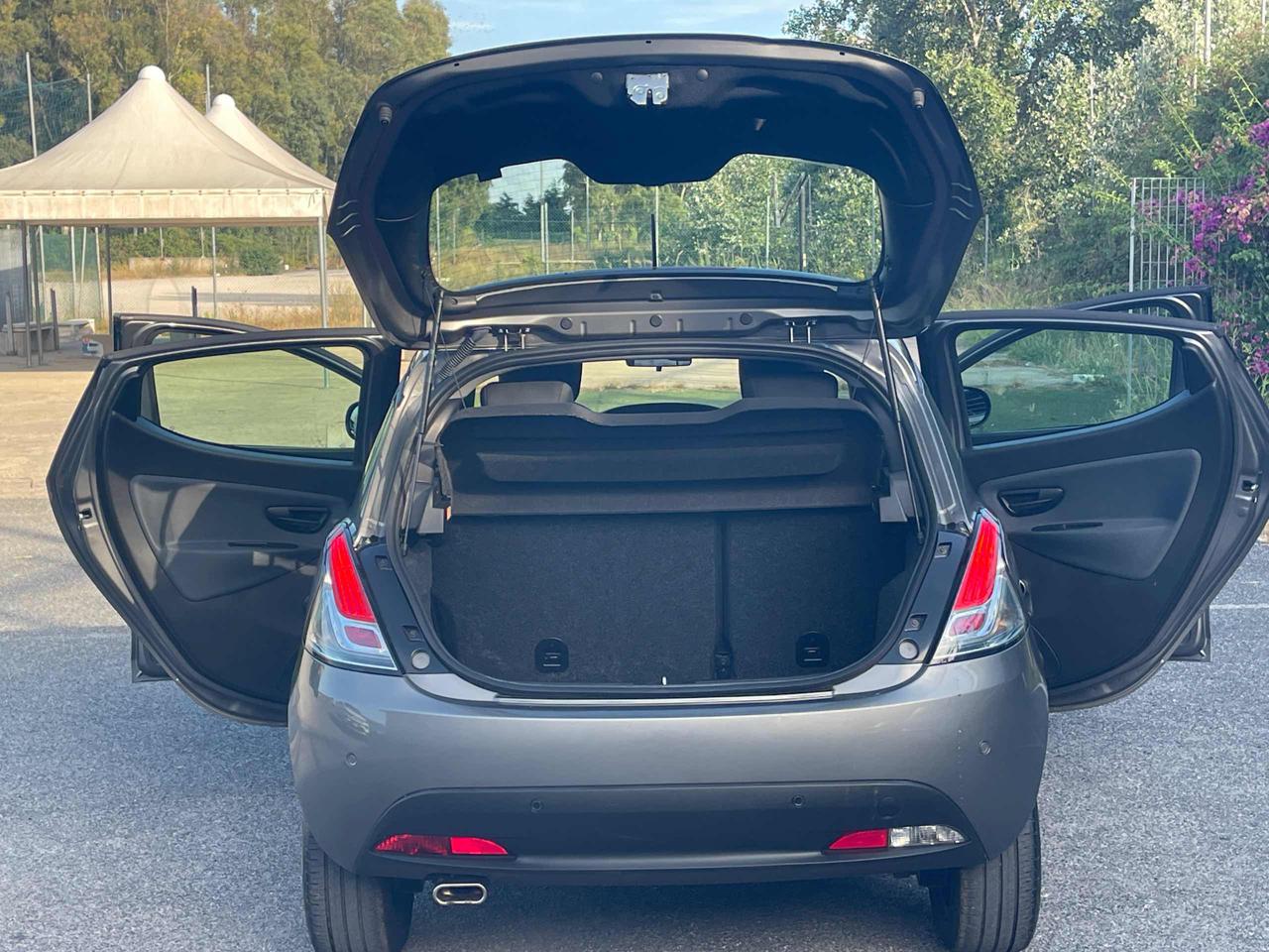 LANCIA Ypsilon 1.0 FireFly 5 porte S&S Hybrid Gold Car Play - 12