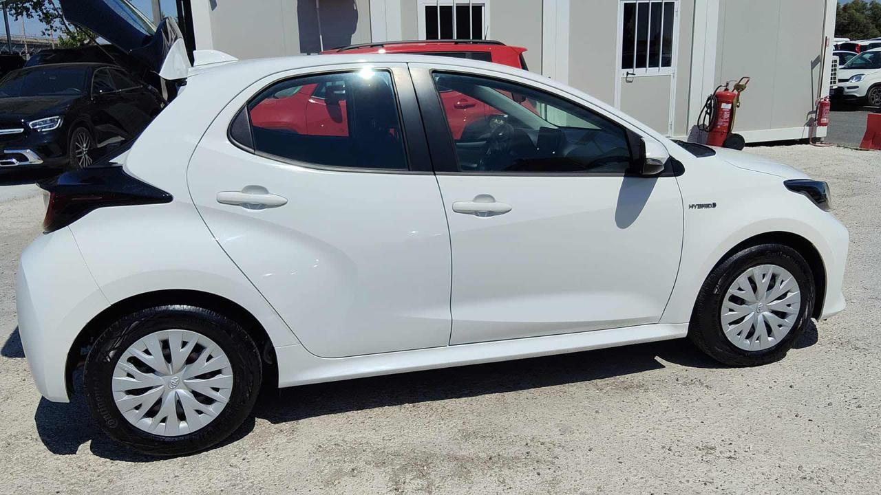 TOYOTA Yaris 1.5 Hybrid 5 porte Business Retrocamera - 3