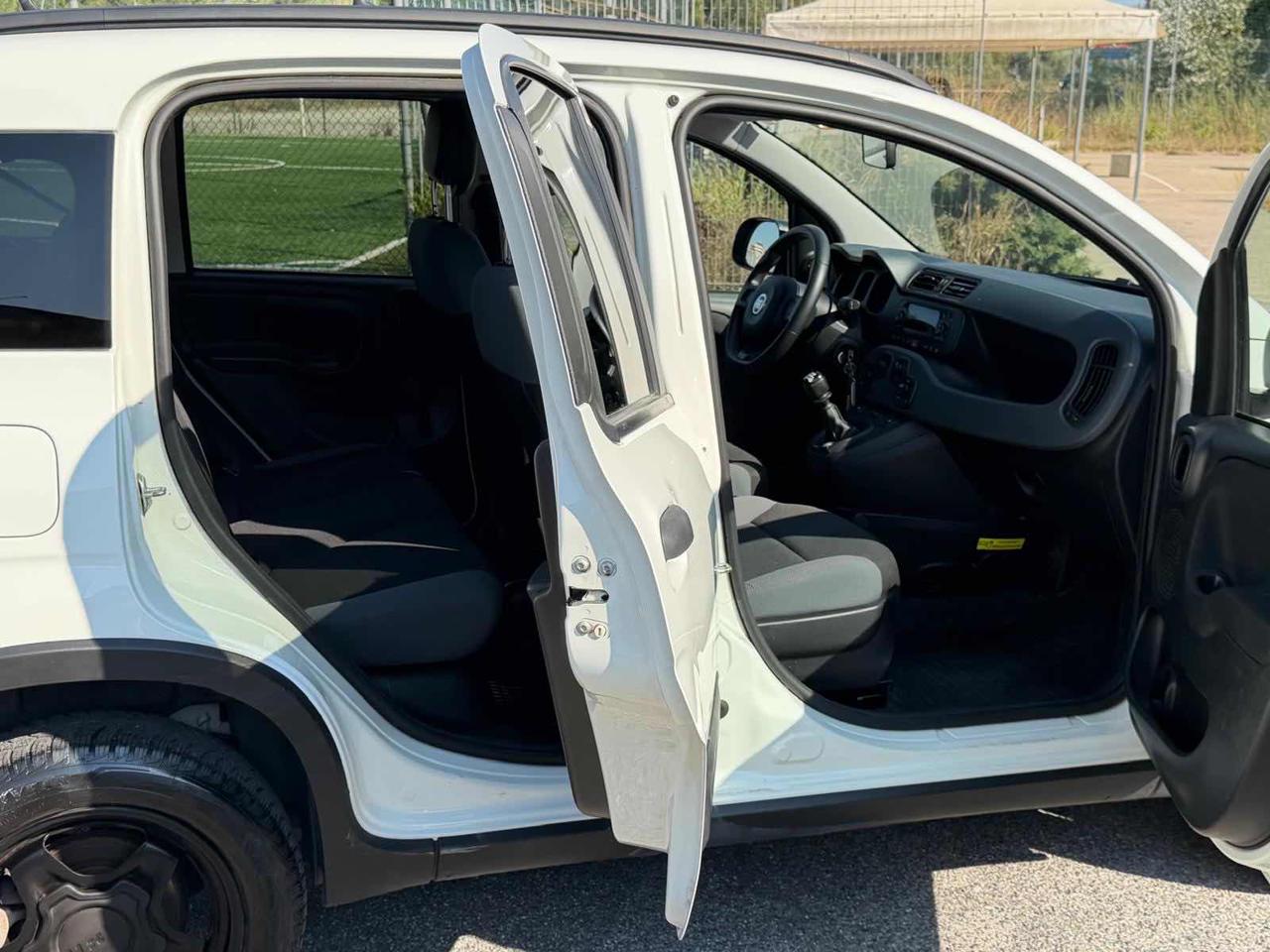 FIAT Panda 0.9 TwinAir Turbo S&S 4x4 Euro6D - 16
