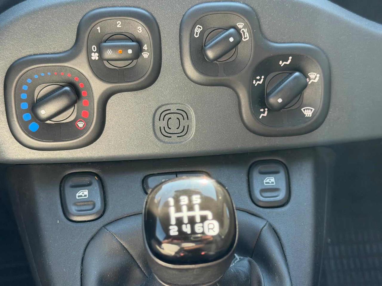 FIAT Panda 0.9 TwinAir Turbo S&S 4x4 Euro6D - 21