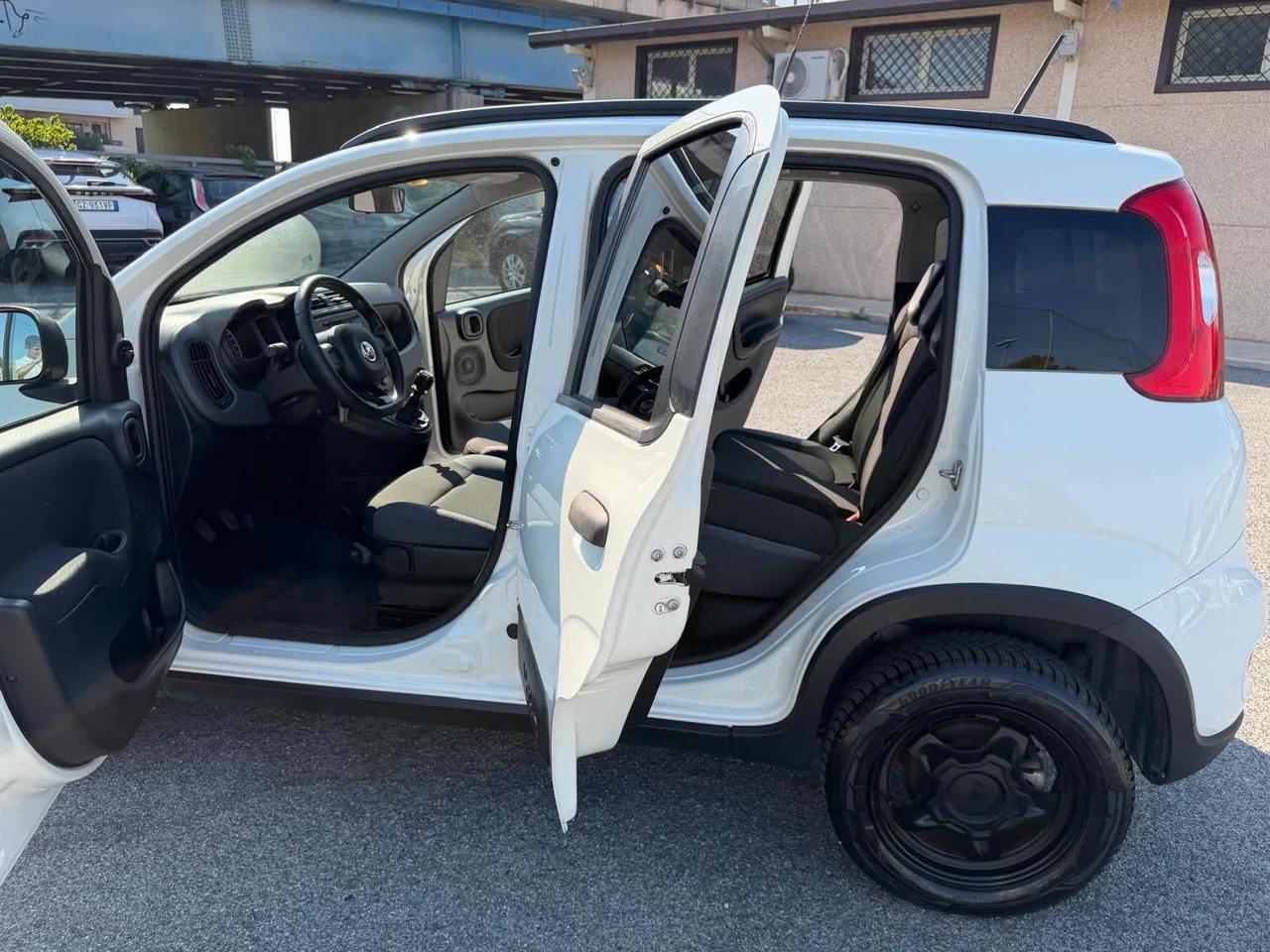FIAT Panda 0.9 TwinAir Turbo S&S 4x4 Euro6D - 2