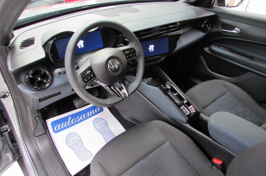 ALFA ROMEO Junior 1.2 Hybrid 145cv eDCT6 Km.13.450 - 8