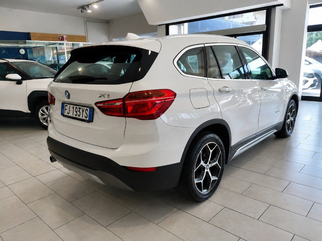 BMW X1 sDrive16d Pelle Tweed Navigatore - 6