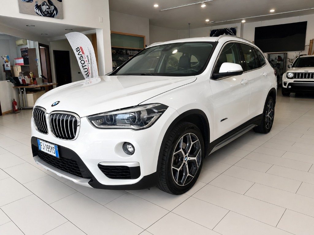 BMW X1 sDrive16d Pelle Tweed Navigatore - 3