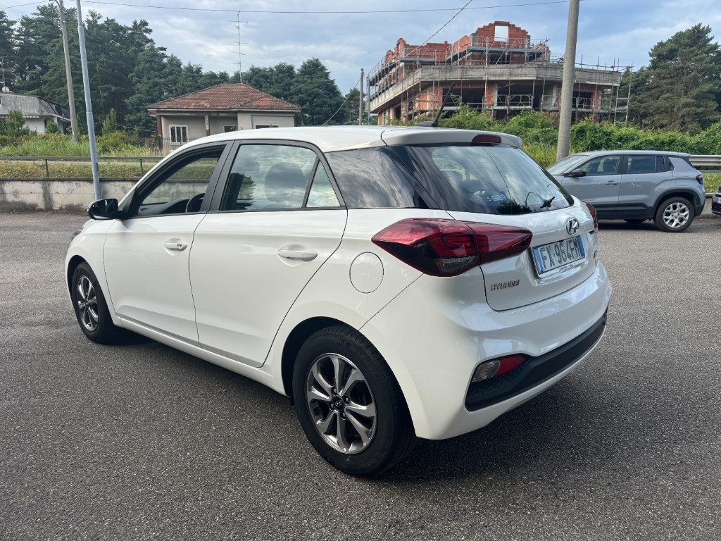 HYUNDAI i20 1.2 5 porte Connectline+Apple car play/android+cam - 6