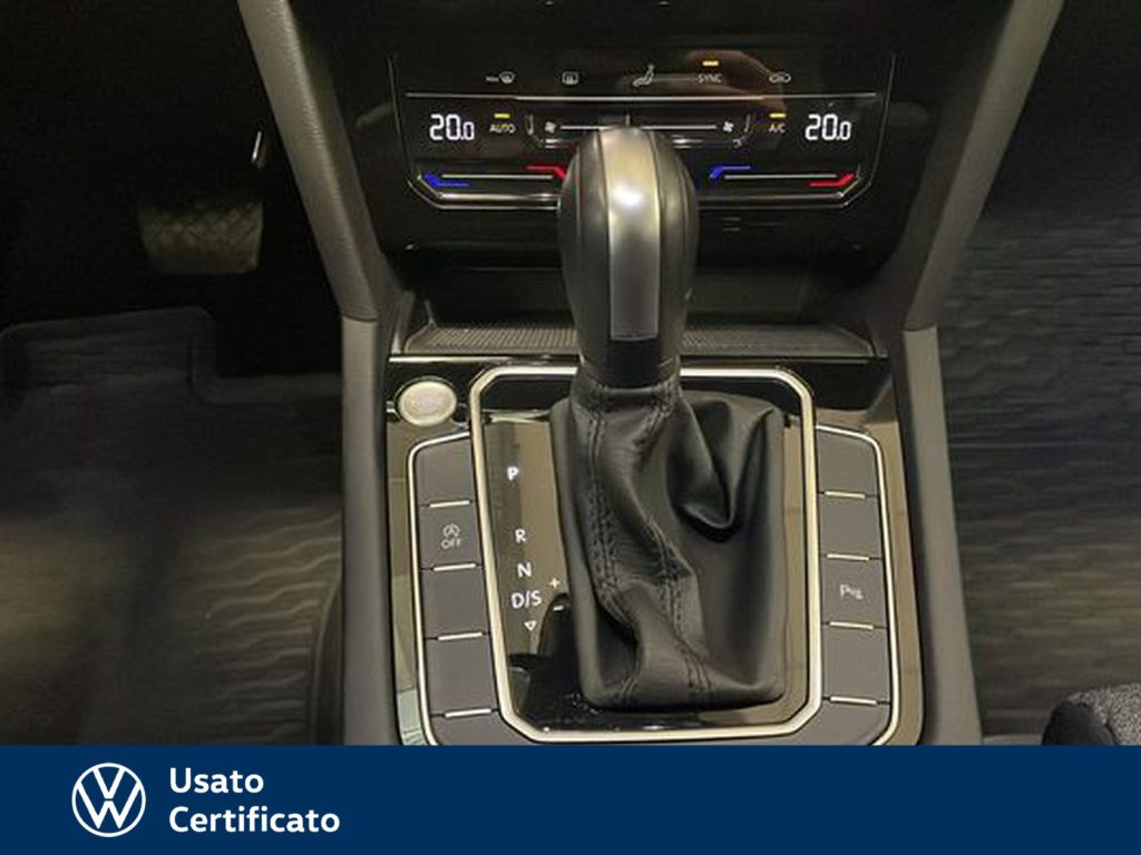 VOLKSWAGEN Passat Variant variant 2.0 tdi business 150cv dsg - 11