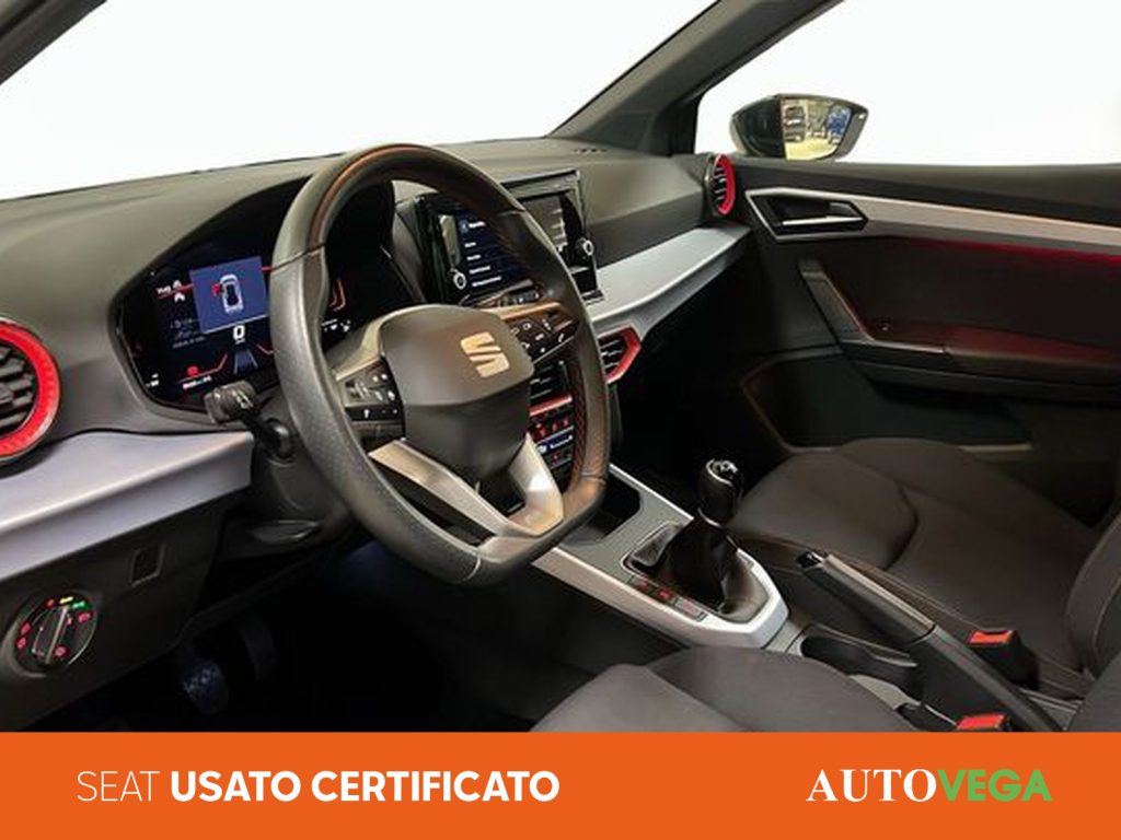 SEAT Arona 1.0 ecotsi fr 95cv - 5