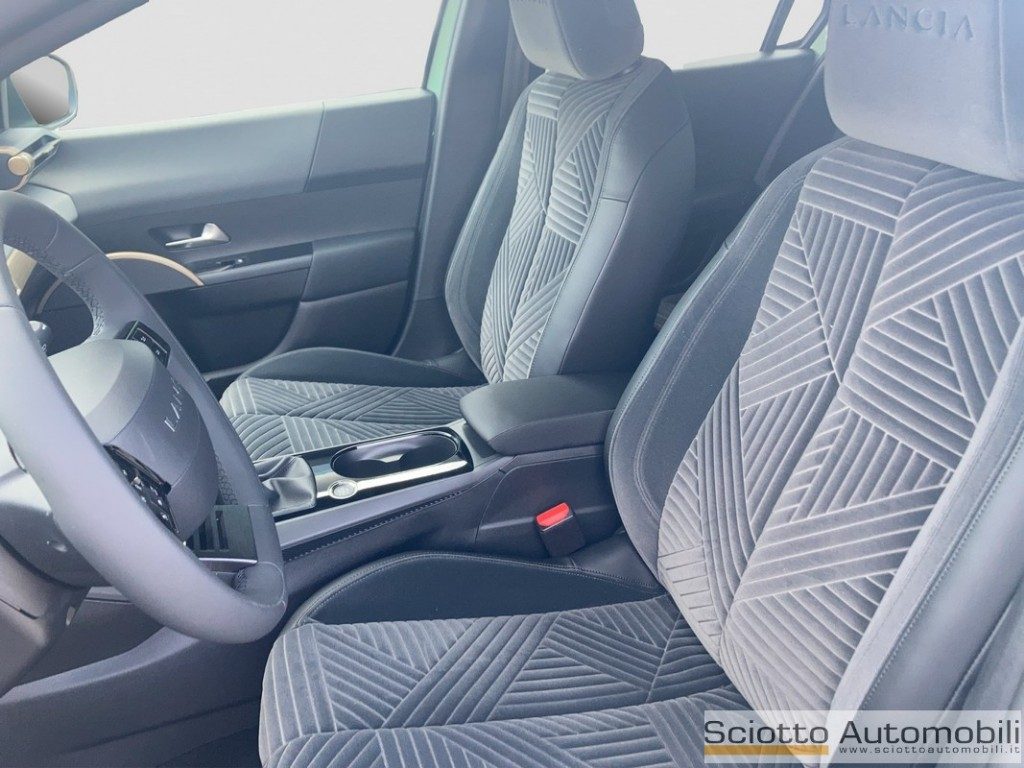 LANCIA Ypsilon 1.2 Turbo 100 LX 100cv - 9