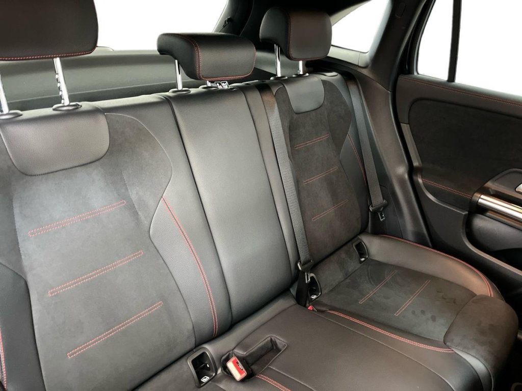 MERCEDES-BENZ GLA 200 Automatic Premium - 16