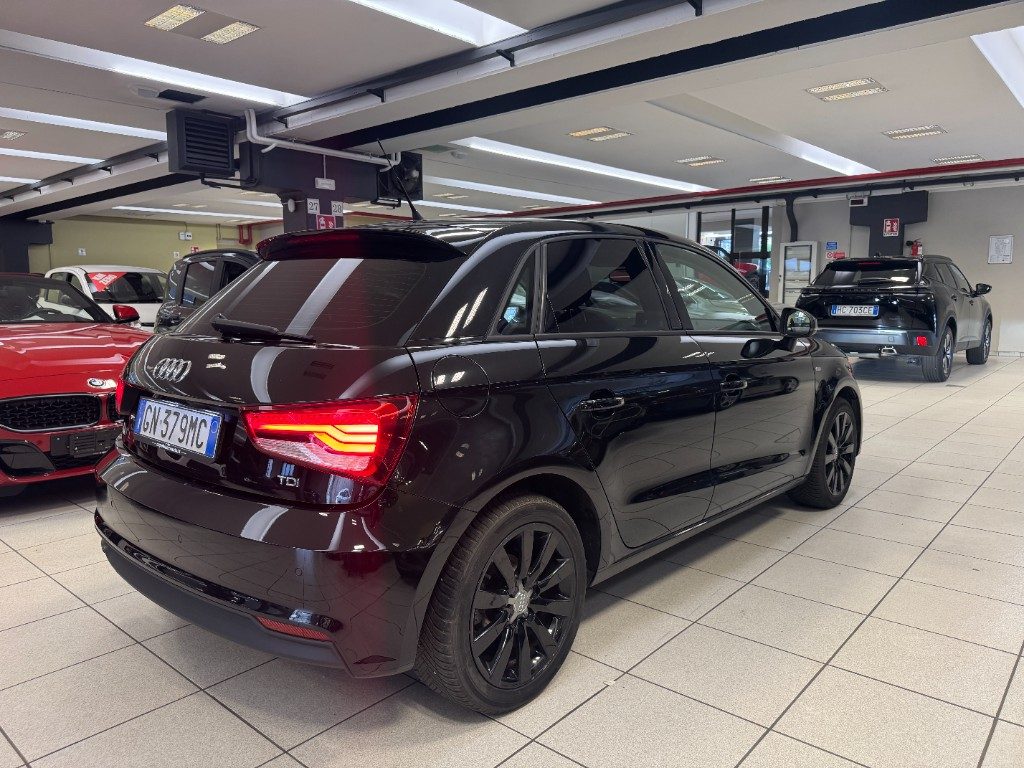 AUDI A1 SPB 1.4 TDI Admired SLINE+BIXENO+NAVI - 4
