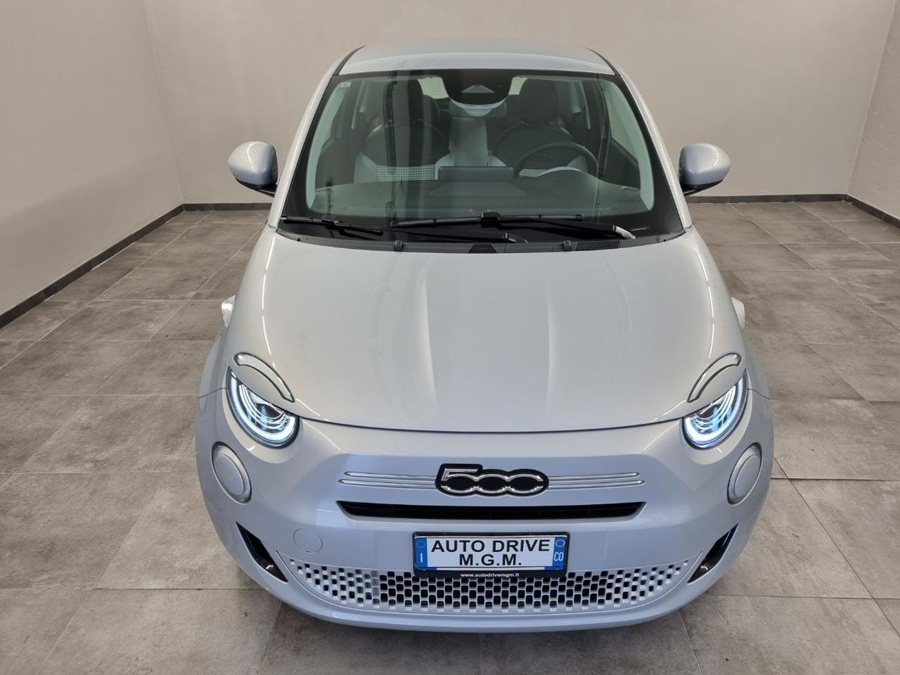 FIAT 500 Berlina Hybrid Icon - 28