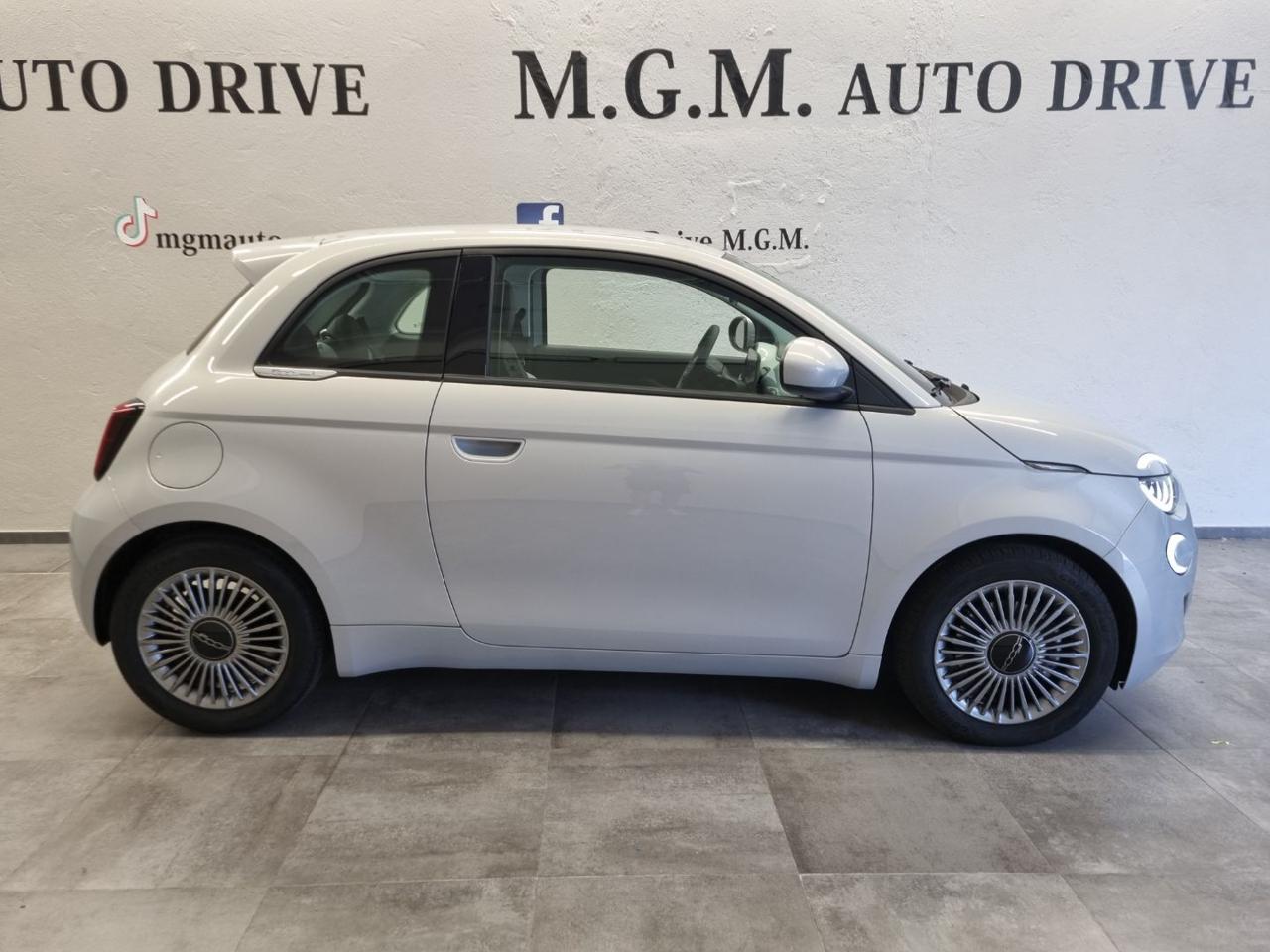 FIAT 500 Berlina Hybrid Icon - 4