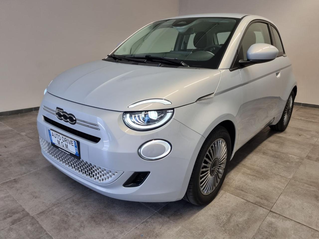 FIAT 500 Berlina Hybrid Icon - 26