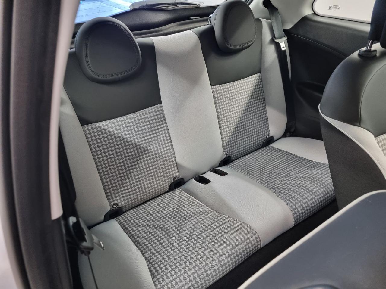 FIAT 500 Berlina Hybrid Icon - 10