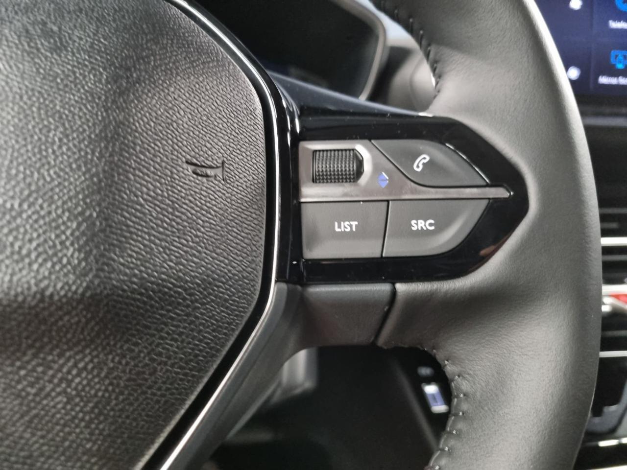 PEUGEOT 208 Hybrid 110 e-DCS6 Business - 7