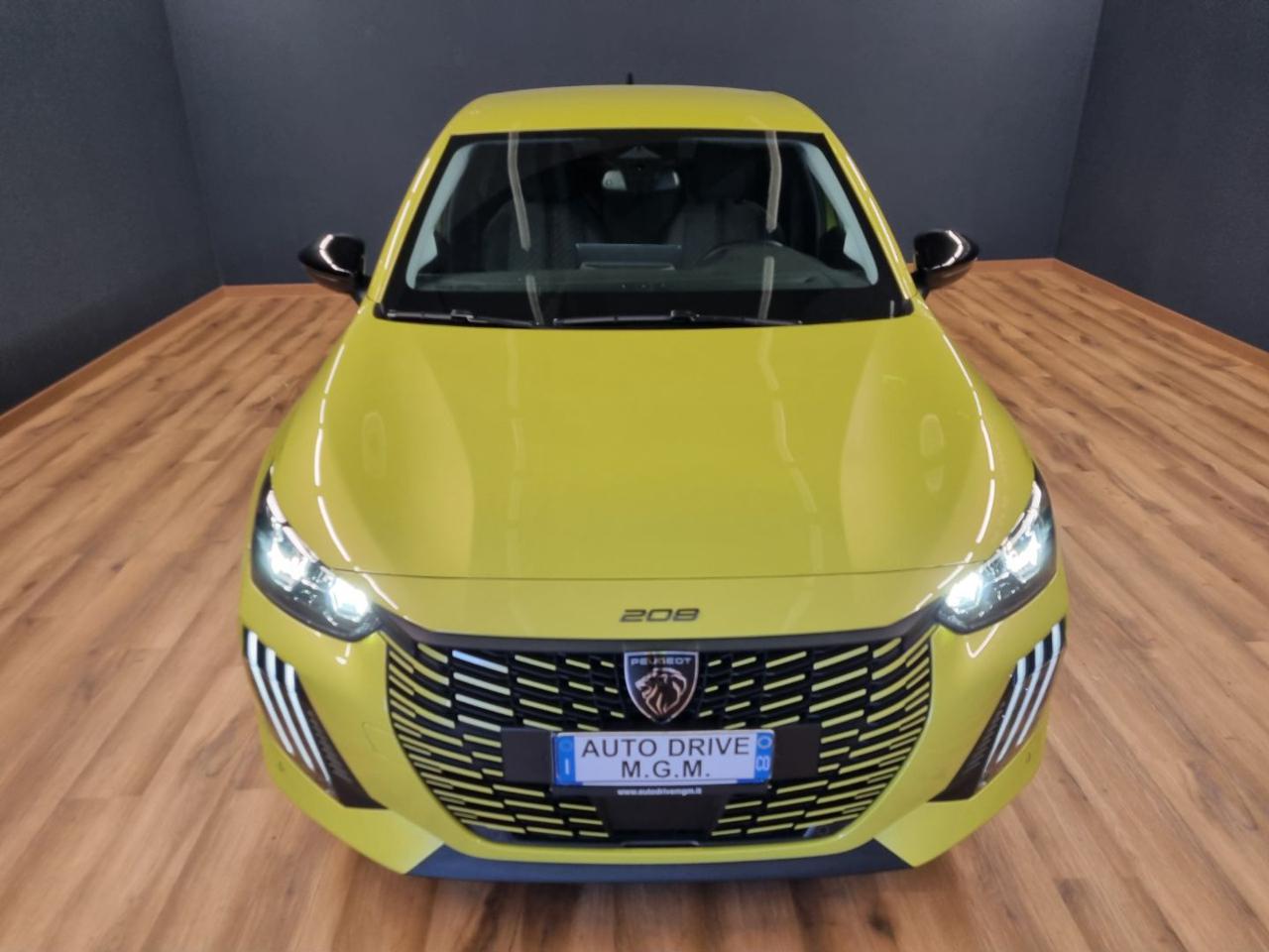 PEUGEOT 208 Hybrid 110 e-DCS6 Business - 29